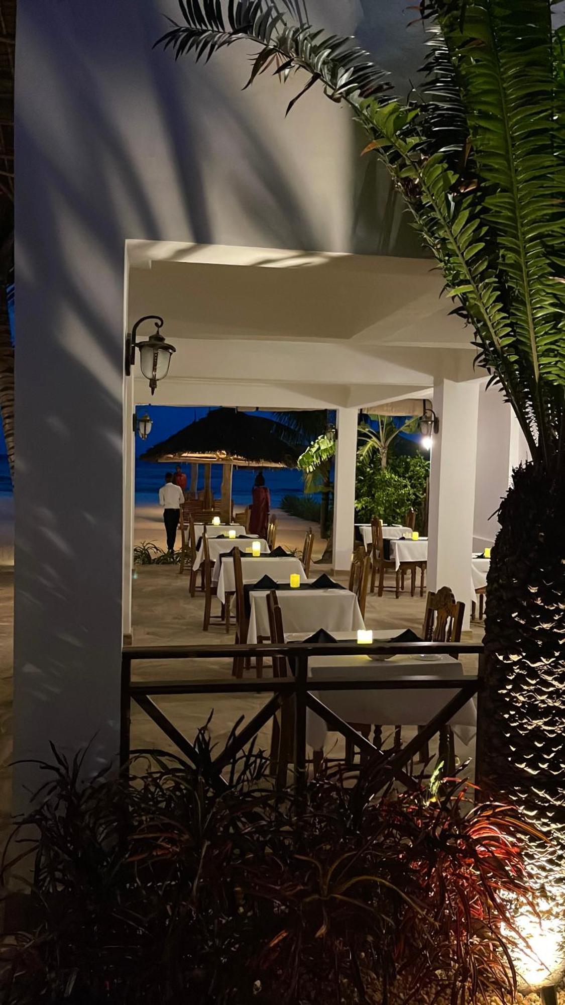 Karibu Beach Resort Pongwe Exterior photo
